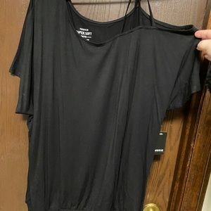 TORRID SUPER SOFT BLACK COLD SHOULDER STRAPPY TEE